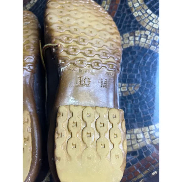 L.L. Bean Maine Hunting Shoe Duck Shoes 10MMade in USABrown Leather Rubber